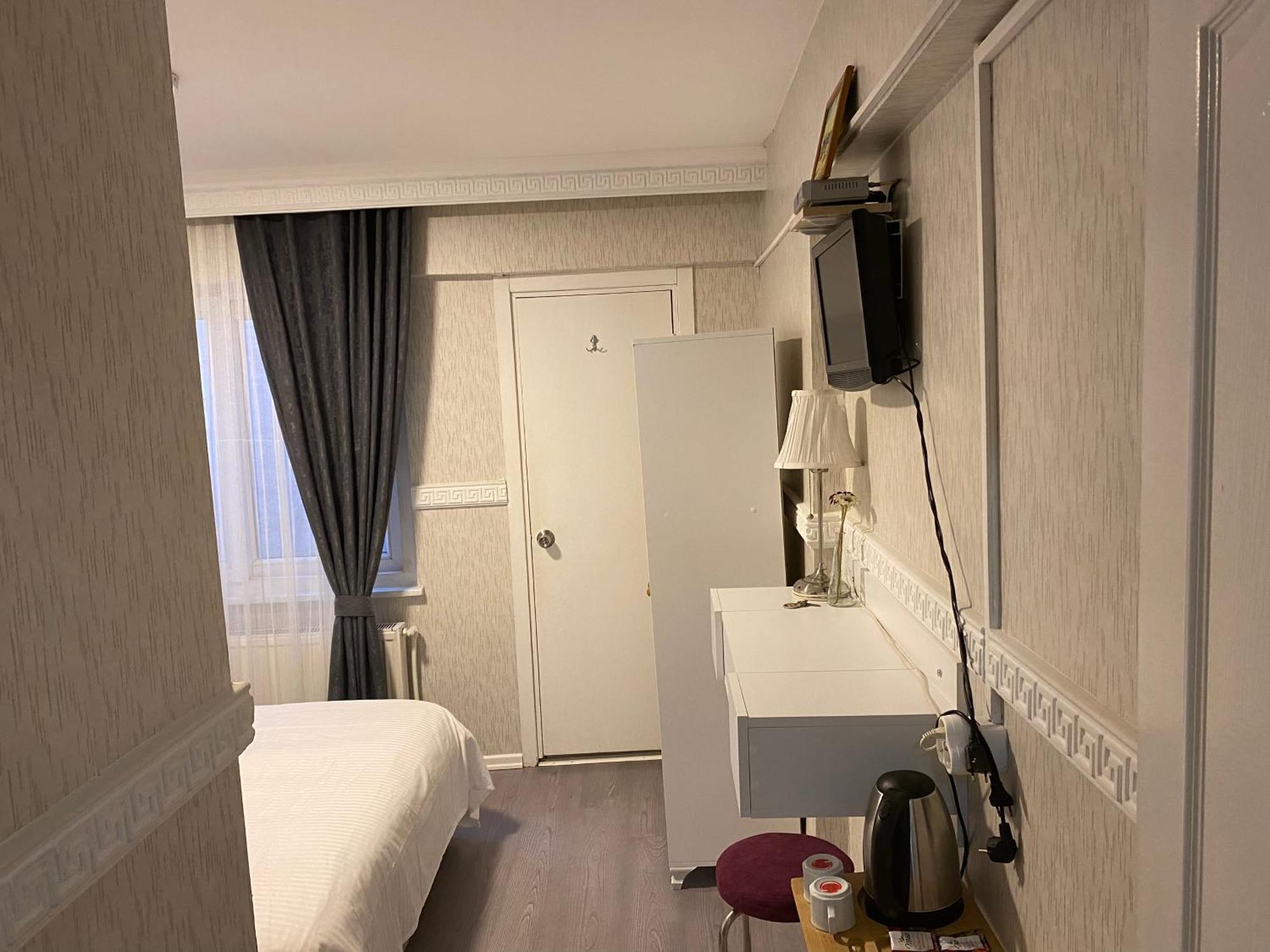 Antik Sofia Hotel Istanbul Exterior photo