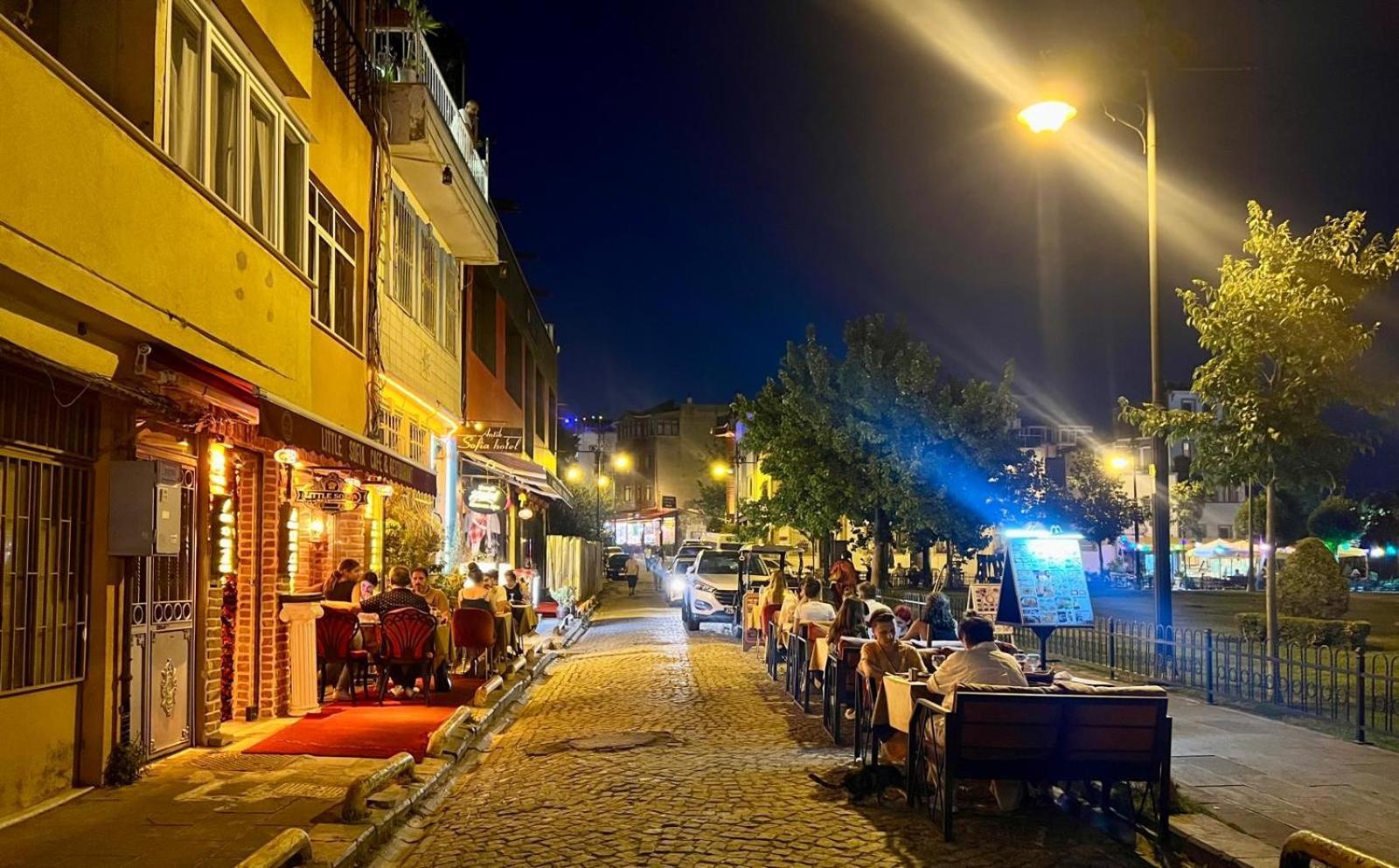 Antik Sofia Hotel Istanbul Exterior photo